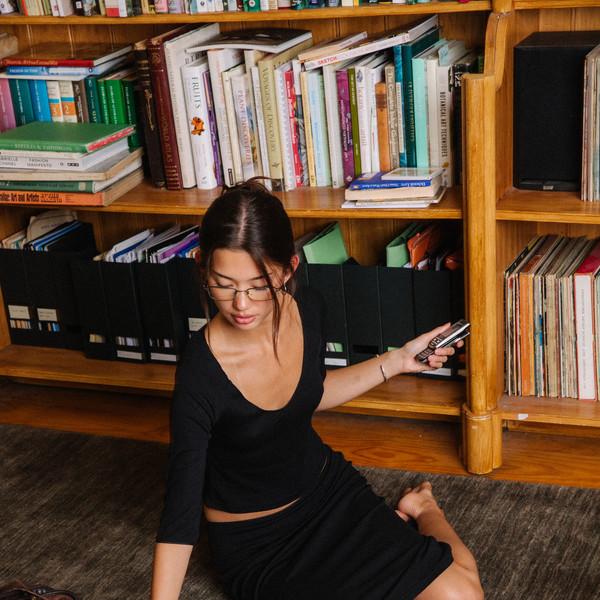 Iris Midi Skirt (Black)