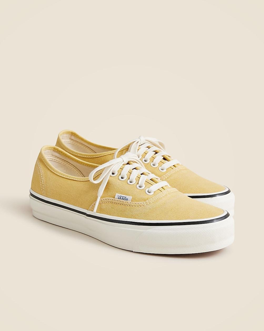 Vans® Premium Authentic unisex sneakers in washed canvas