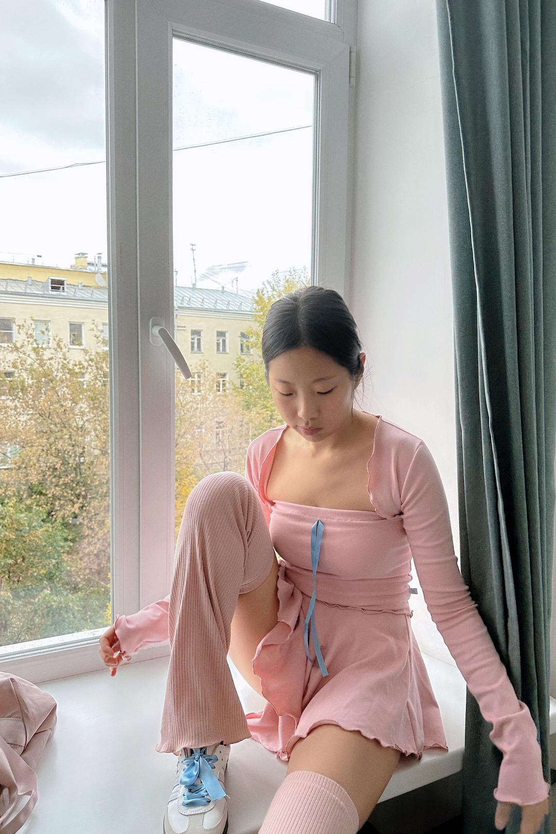 Laura Skirt (2 colours) l 로라 스커트