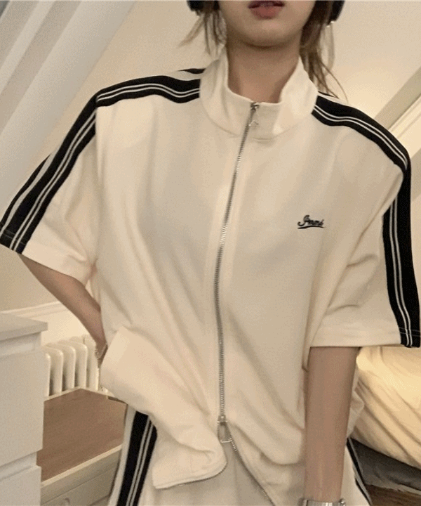 로이핏 SET 트레이닝 세트 캐주얼 루즈핏 박스 반팔 집업 + 밴딩 쇼츠 편안한 빅사이즈 홈웨어 가벼운 사이드 스트라이프 세로줄 투피스 힙스터 스트릿 캠퍼스룩