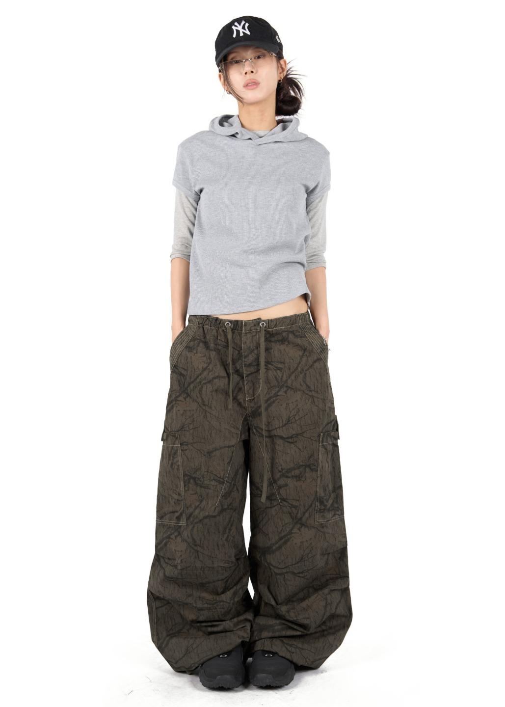 릿킴 TREE CARGO PARACHUTE PANTS