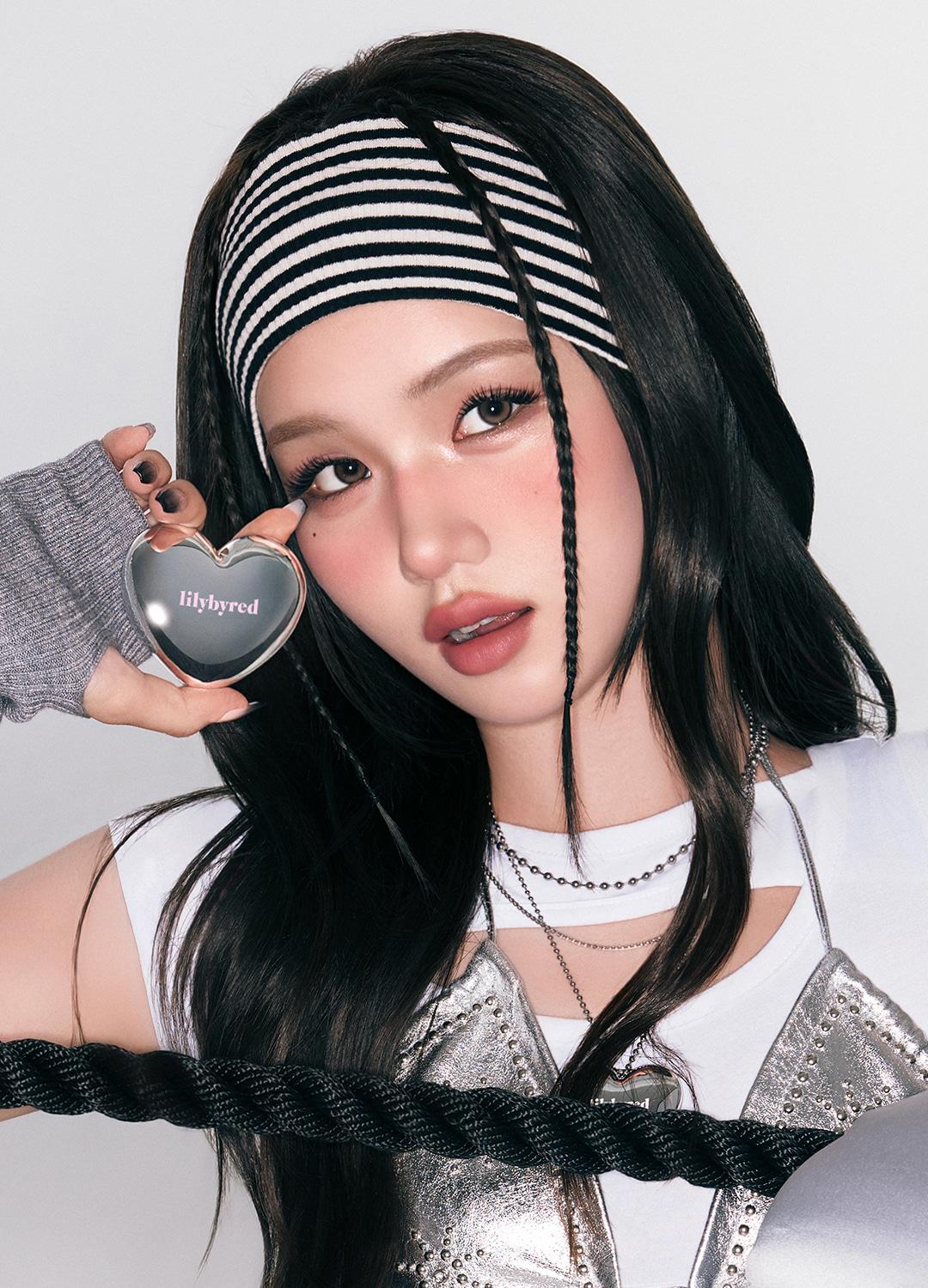 릴리바이레드 러브빔 치크무스