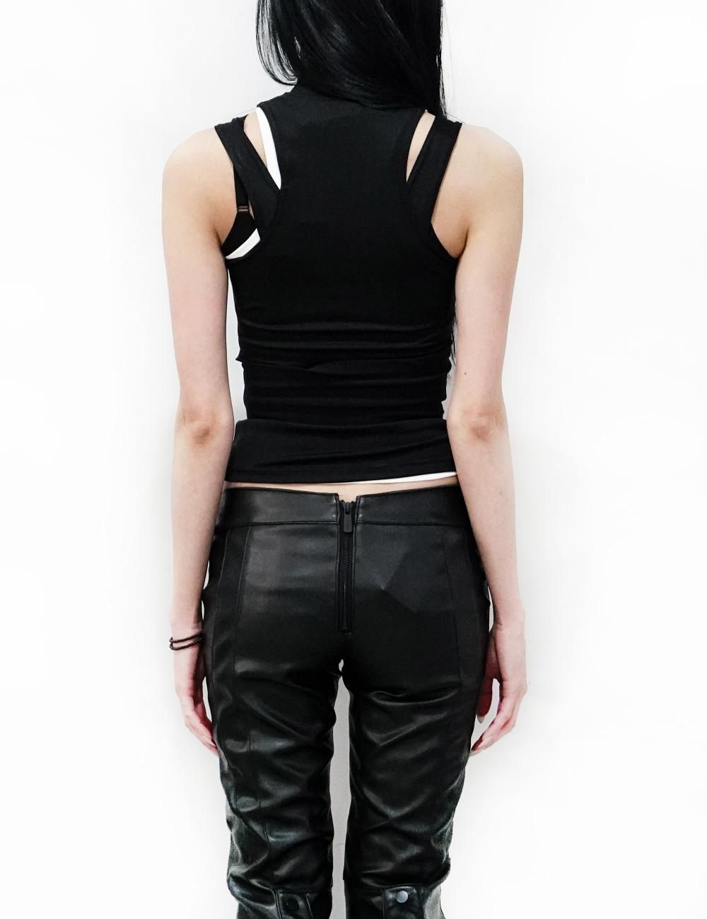 LAYERED CONTOUR TOP_BLACK