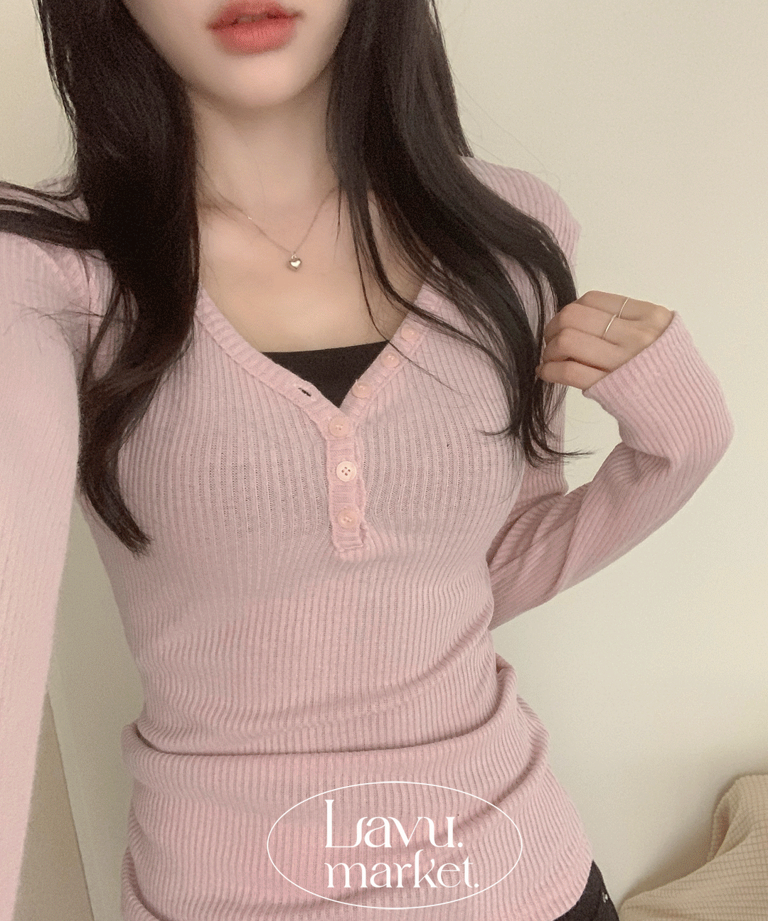 라뷰마켓 여신모드🌸 핑크앙 브이넥 버튼 골지 슬림핏 긴팔니트 5color [골지니트/연핑크/전설의핑크니트/레이어드룩/슬림핏긴팔/브이넥긴팔/단추티/출근룩/직장인룩]