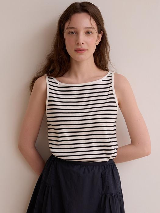Boat neck sleeveless top - Black