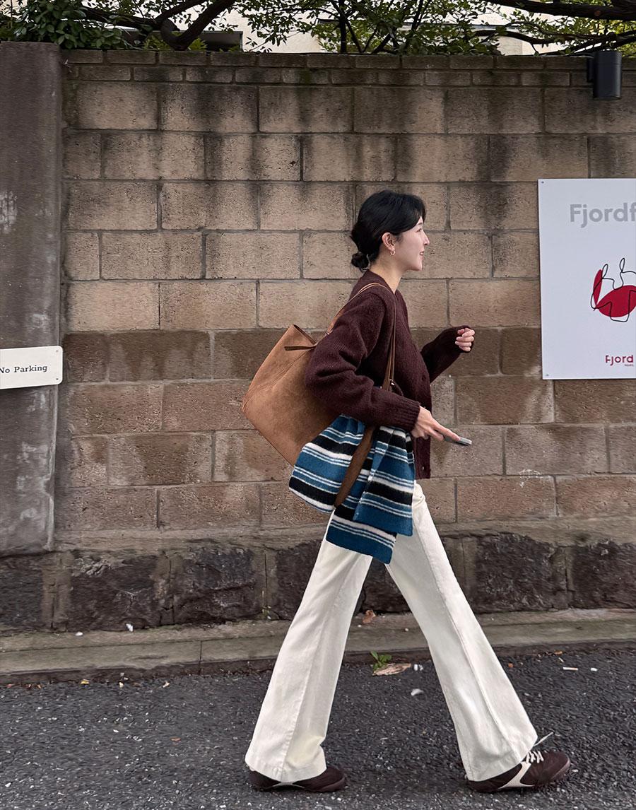 플랩 절개 코듀로이팬츠