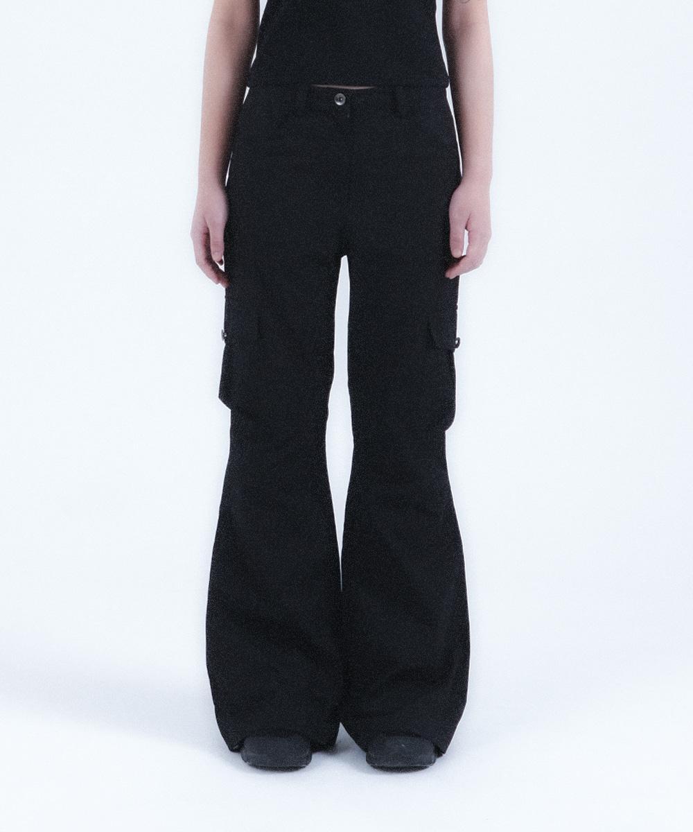 [2/26 12PM] Pocket cargo bootscut pants BLACK