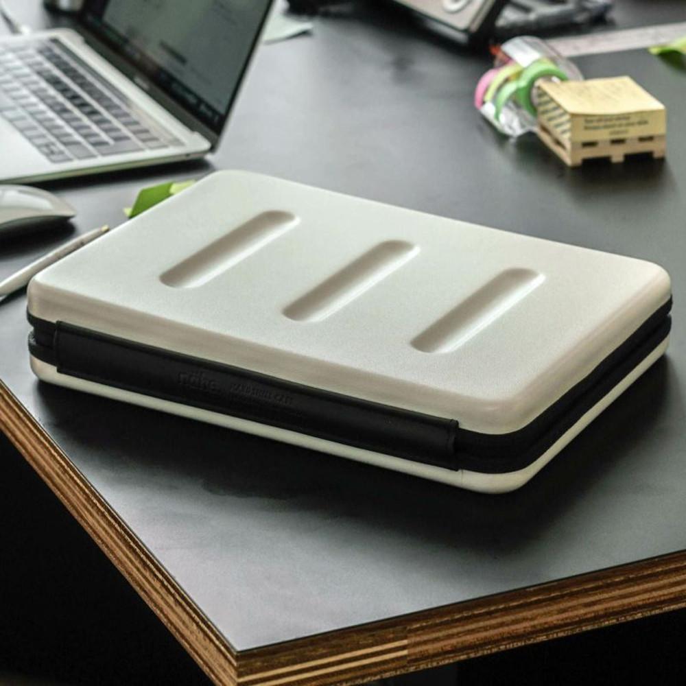 [NAHE] HARDSHELL CASE PC / 나헤