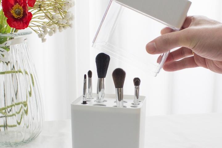 메이크업 브러쉬 보관함 꽂이 정리함