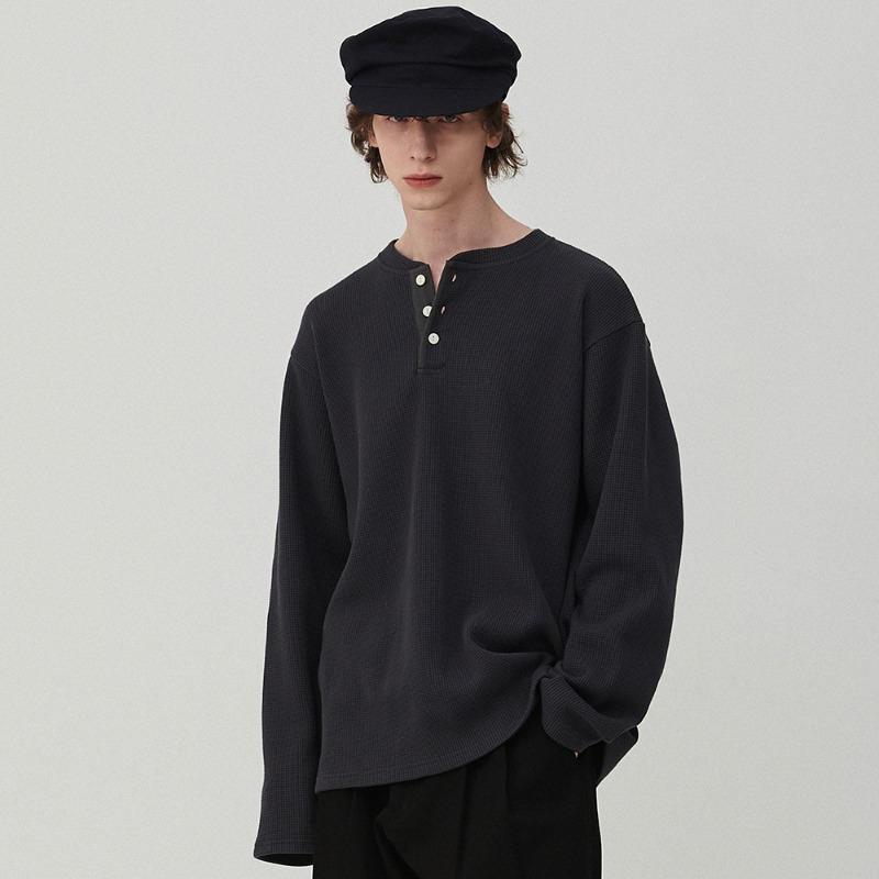 [COLLECTION LINE] 헤비 웨이트 와플 헨리넥 티셔츠 차콜 그레이