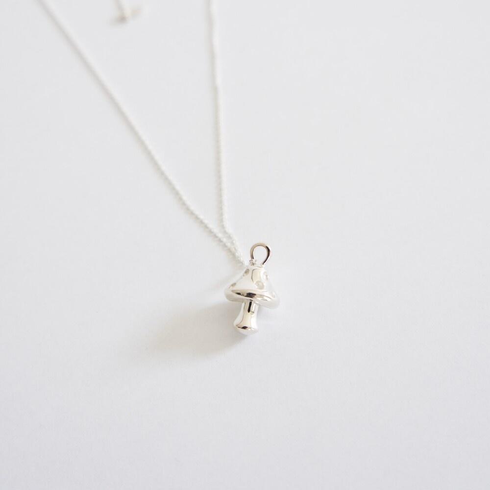 MUSHROOM NECKLACE