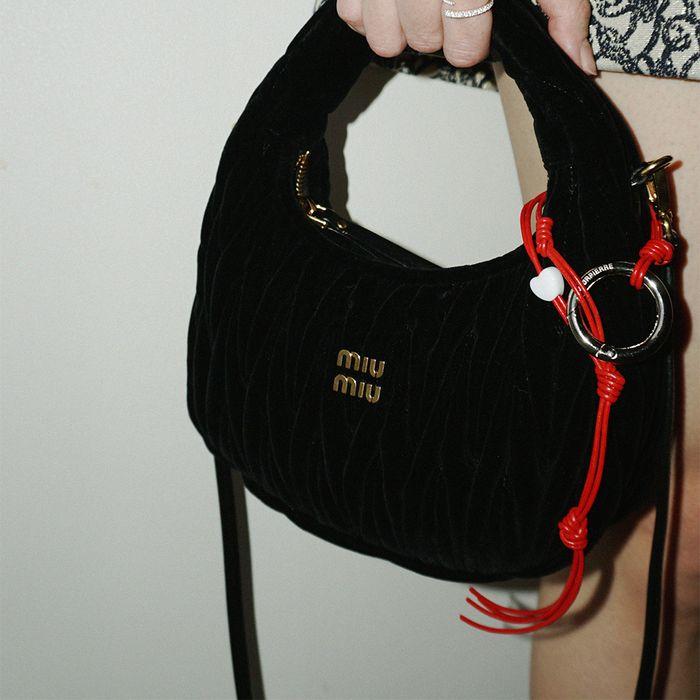 HEART LEATHER KEYRING RED