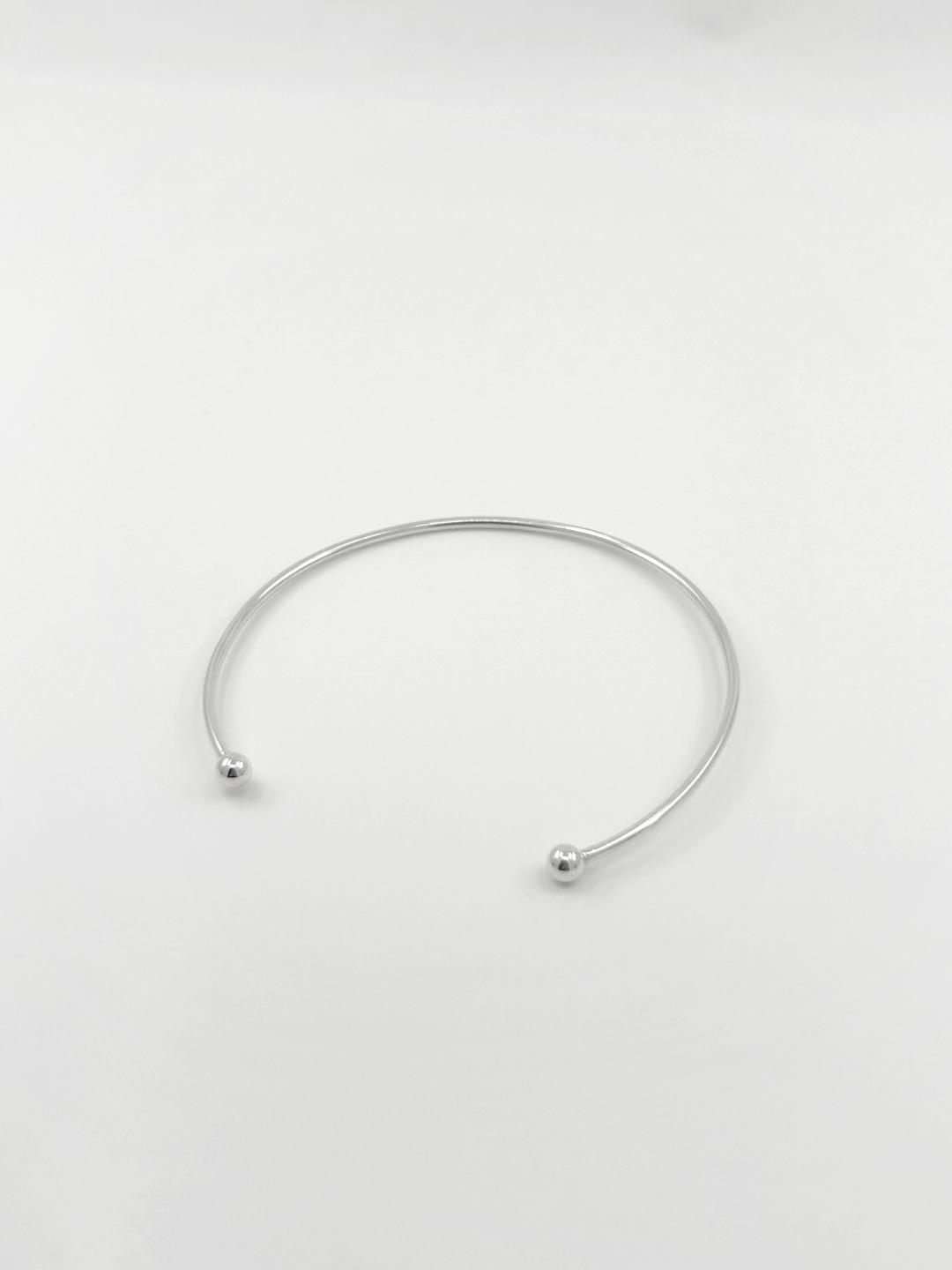 SIMPLE BANGLE