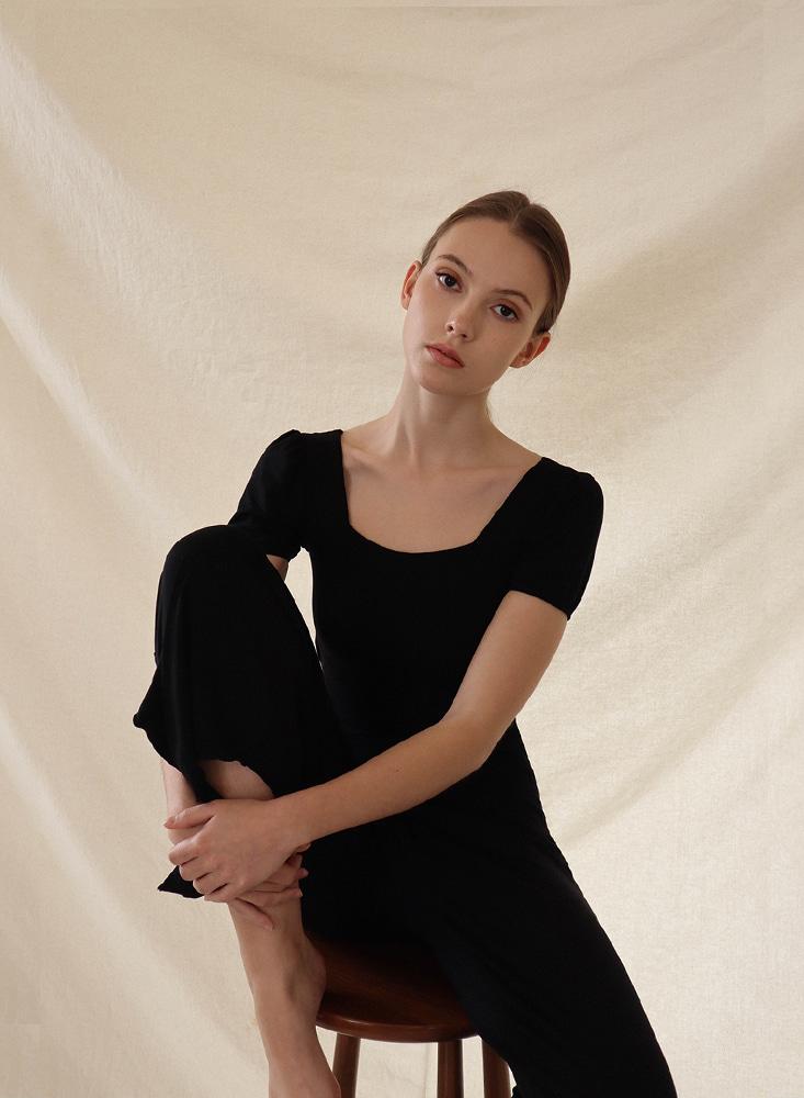 퍼프 점프수트 - 블랙