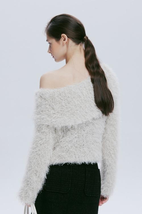 SOFT HAIRY ONE SHOULDER KNIT TOP (BEIGE)