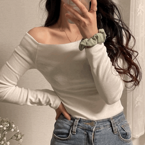 [섹시룩/3color] 선미 오프숄더 긴팔 티셔츠