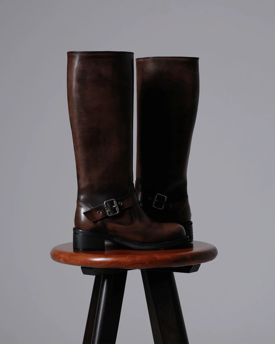 앤틱 버클 부츠