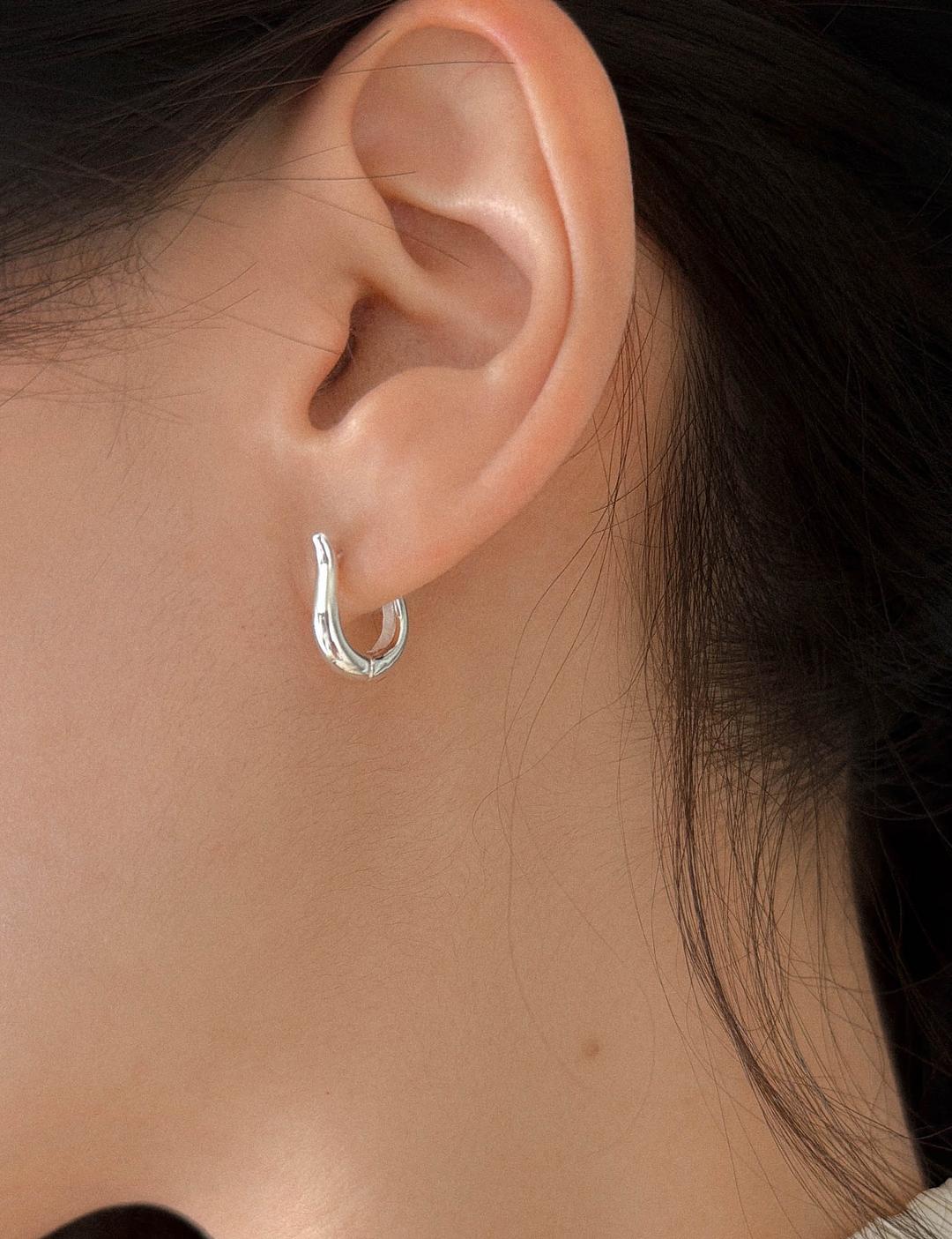 베네노 925 실버 아르넬 말발굽 U쉐입 미니 데일리 은 원터치 링 귀걸이
