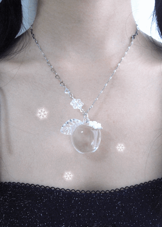 Summer season .｡.:* 스노우 apple Necklace (3color)