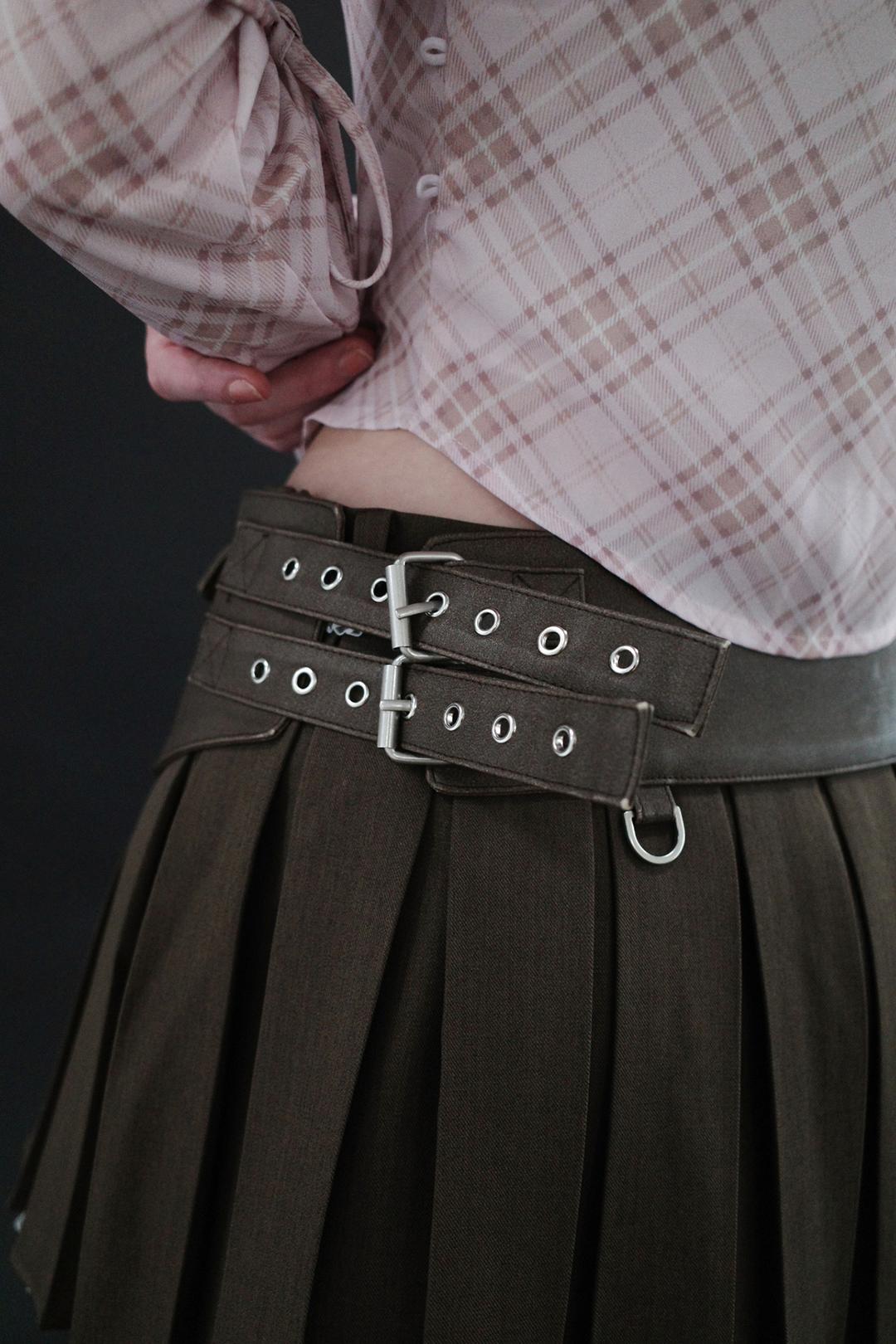 EYELET POCKET BELT (BROWN)