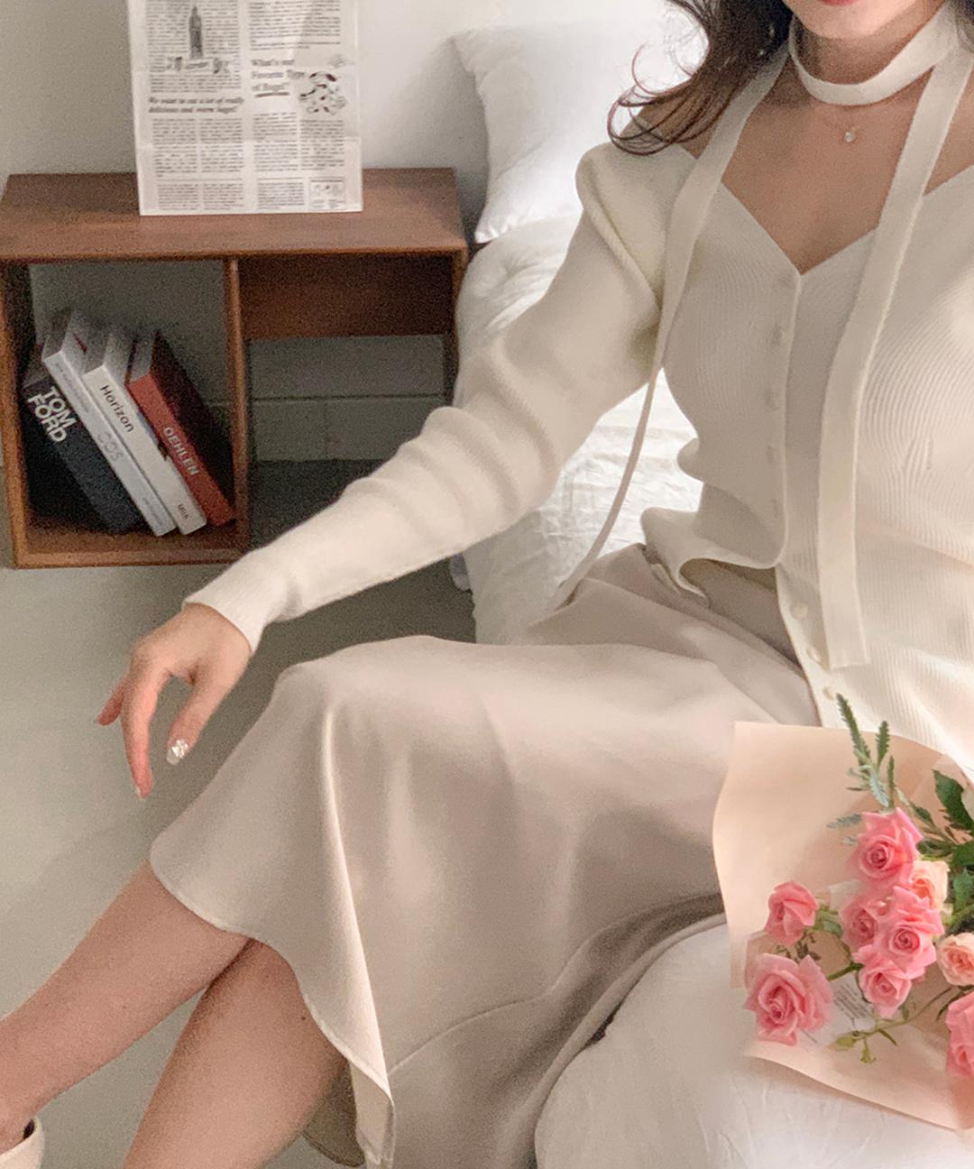 썸어게인 가을 여자 새틴스커트 머메이드 인어 실크 롱스커트 4color 연베이지 진베이지