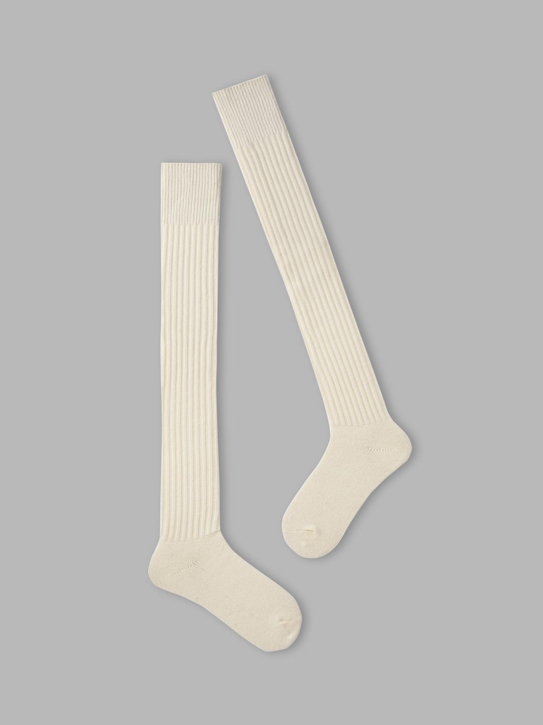 SOLID OVER THE KNEE SOCKS