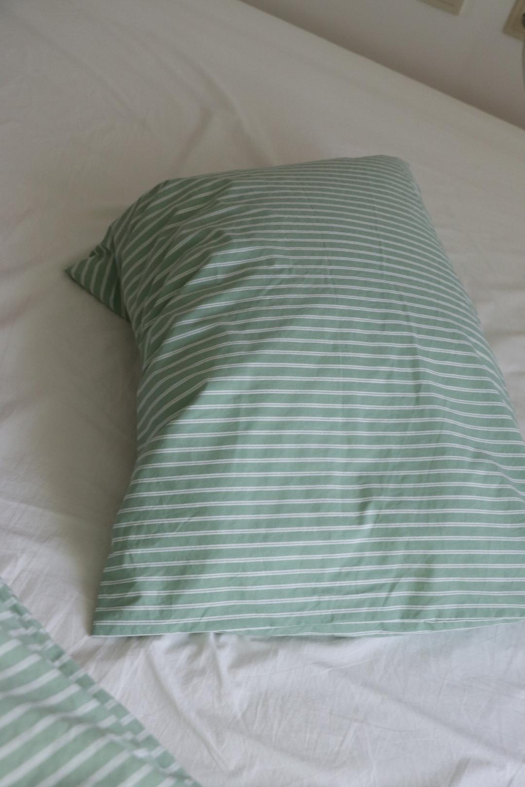 Simple stripe green pillow cover