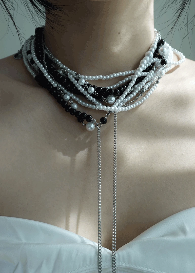 [set] black&white necklace | 블랙 앤 화이트 레이어드 구슬 목걸이