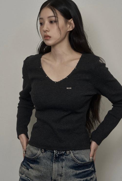 카키포인트(KHAKIPOINT)  Damage Stud T-shirt (charcoal) - 사이즈 & 후기 | 무신사