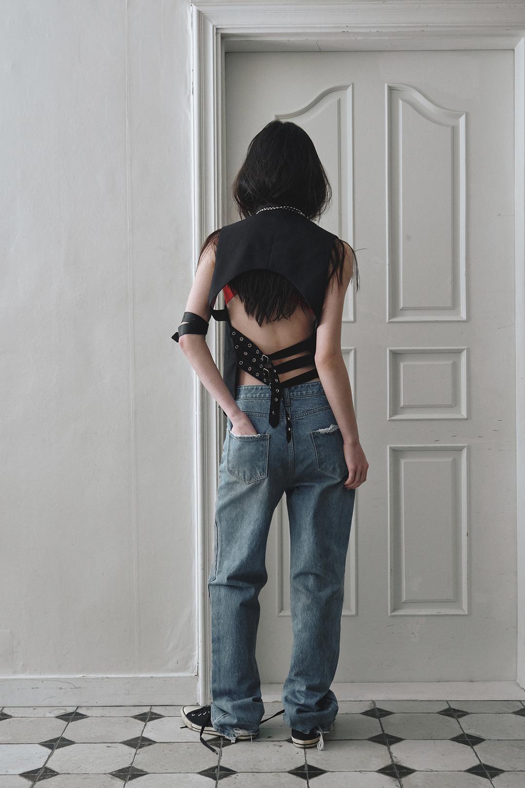 STRAP-BACK TAILORED VEST