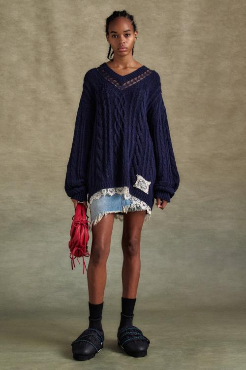 레이스 청키 브이넥 니트  atb1260w(NAVY)