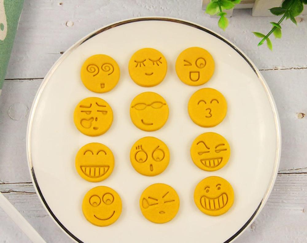 스마일 다양한표정 쿠키틀 쿠키커터 베이킹 도구 / 비스킷 선물 비스킷 금형 가정용
