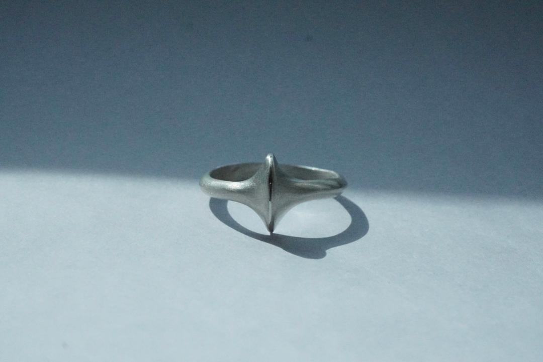 s double one pointed ring
