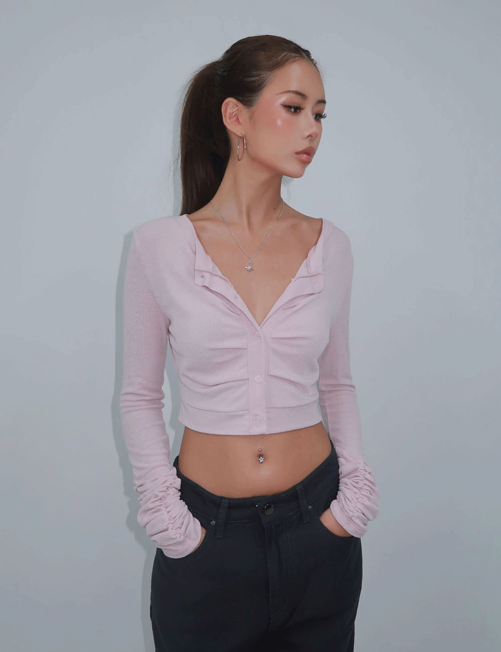 GLOWY SHIRRING CARDIGAN / 글로이 셔링 가디건