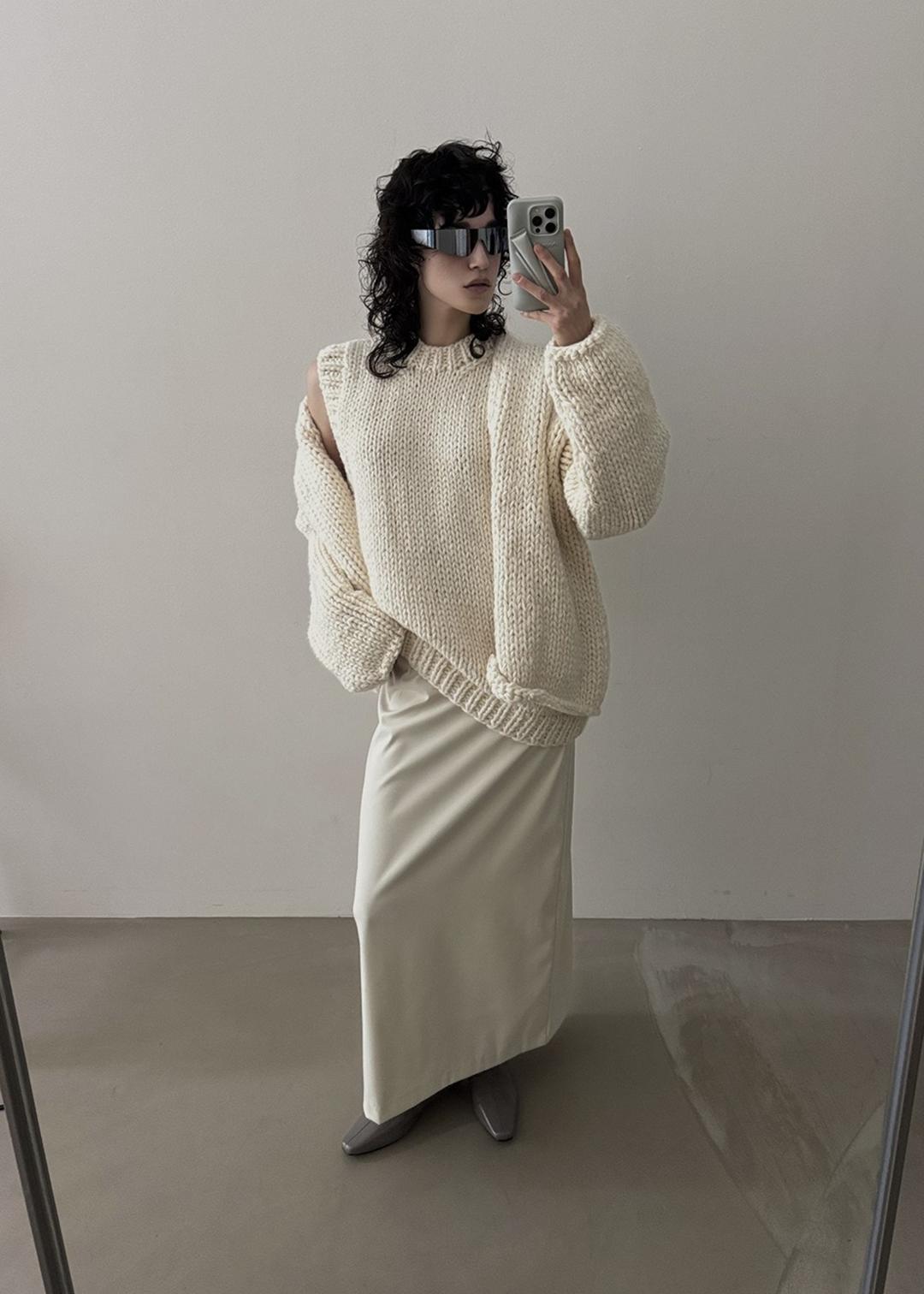HANDMADE OVER FIT CARDIGAN [IVORY]