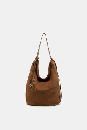 Haru Shoulder 24 Suede
