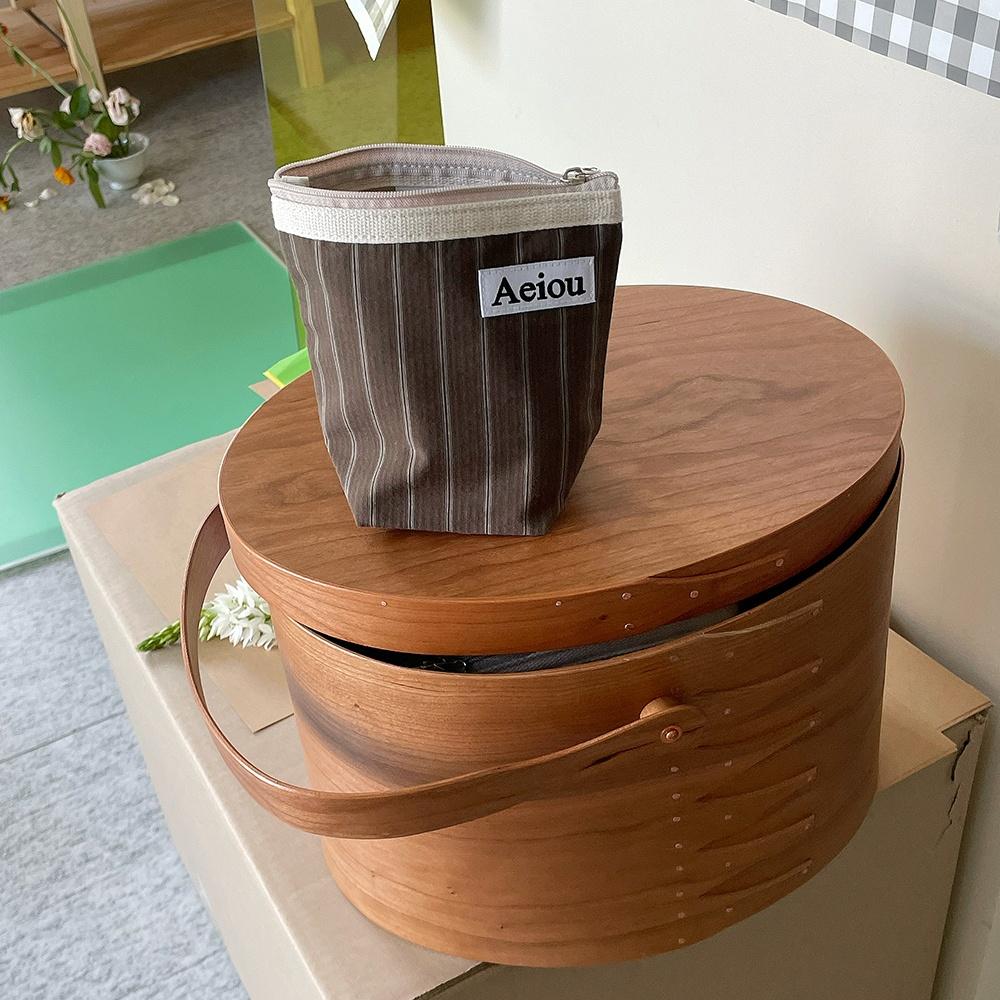 Aeiou Basic Pouch (M size) Stripe Attic Brown