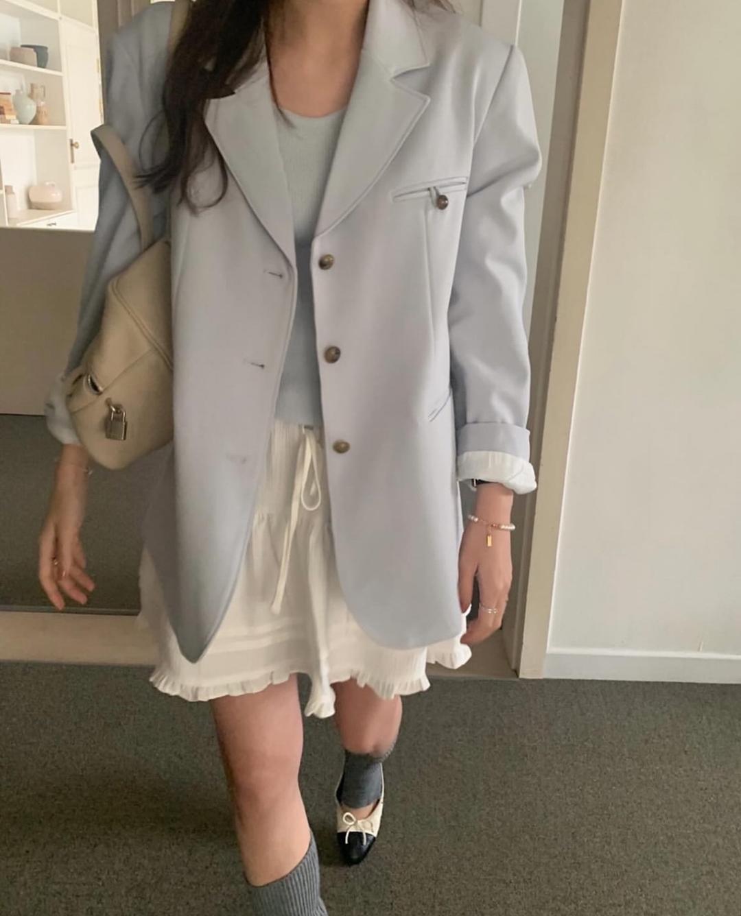 디무어 프리티영띵 버블 자켓 (2color) 봄 고퀄리티 라인 공장 기본 3 쓰리 버튼