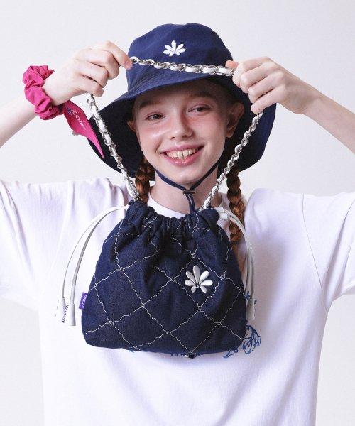 포피 데님 퀼팅 체인 미니 크로스백 블루