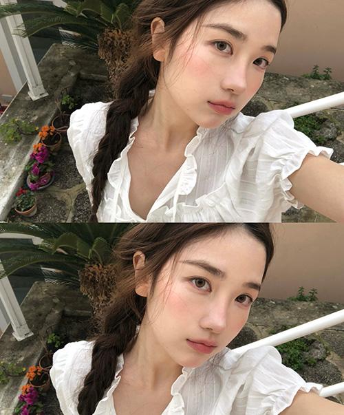 니어웨어 [NEW🌷봄신상] 언유즈얼리 소피 프릴 반팔 블라우스