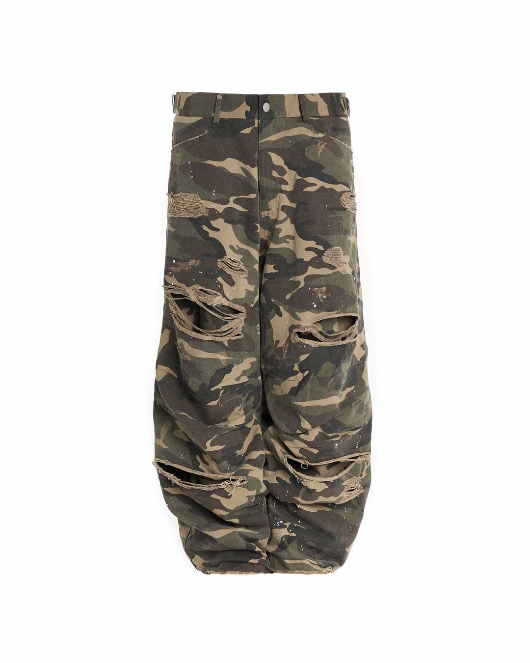 DESTROYED LAYERED 'PAINTING\' CAMOUFLAGE PANTS