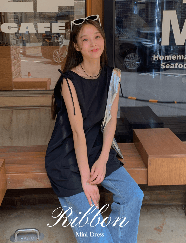앤드오브  [직잭랭킹🏆/리본포인트🎀/여행룩🥽/굿퀄리티!] 메이트 리본 나시 원피스 (2color/리본디테일/바스락원단/레이어드원피스)