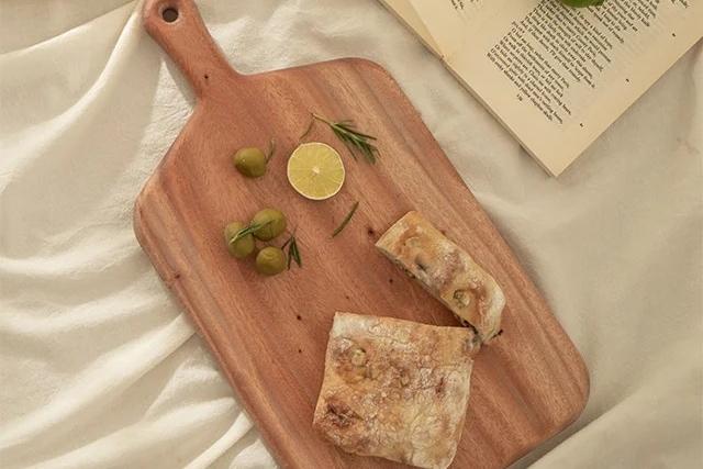 쉽게 갈라지지 않는 100% 마호가니 원목 플레이팅 도마 모음