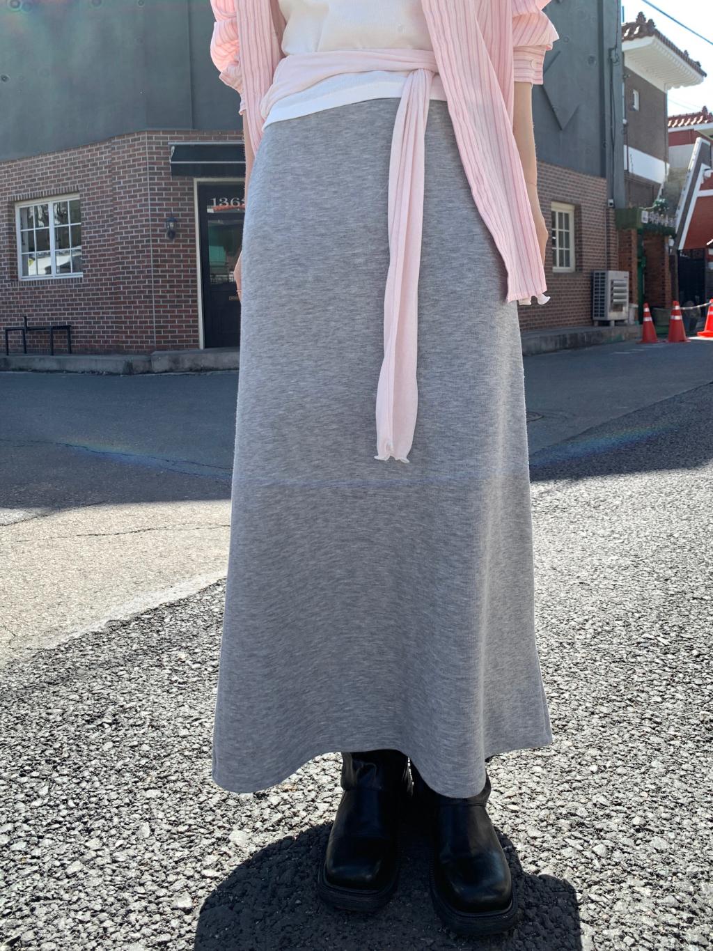 [ 럽쑨제작 당일출고 77가능 ] 모짜렐라치즈여? 매일입는 뒷트임롱스커트 (3color)