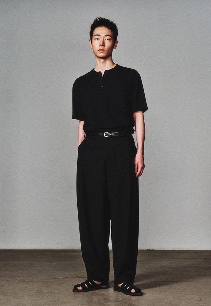 (Summer Release) Henley S/S Tee_Faded Black