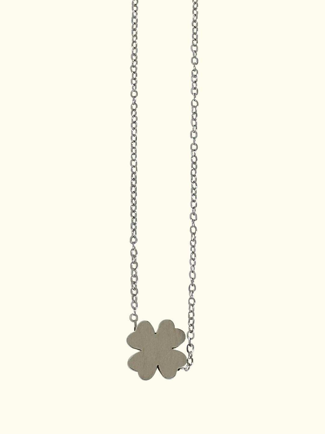 clover necklace