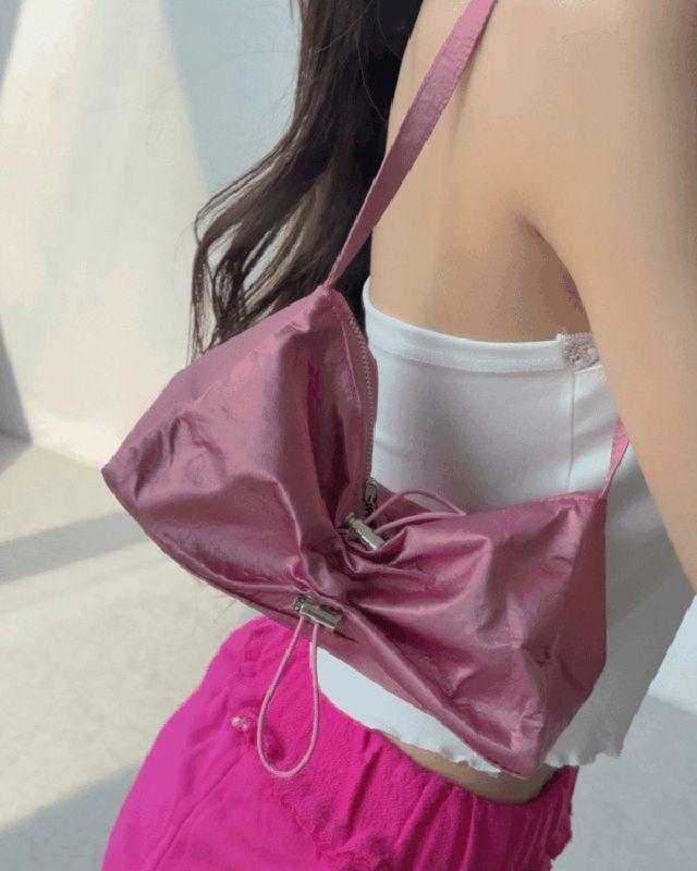 [Y2K] 스트링 리본 쉐입 숄더 백 - 미니 셔링 주름 새틴 실크 가방 어깨 실버 룩