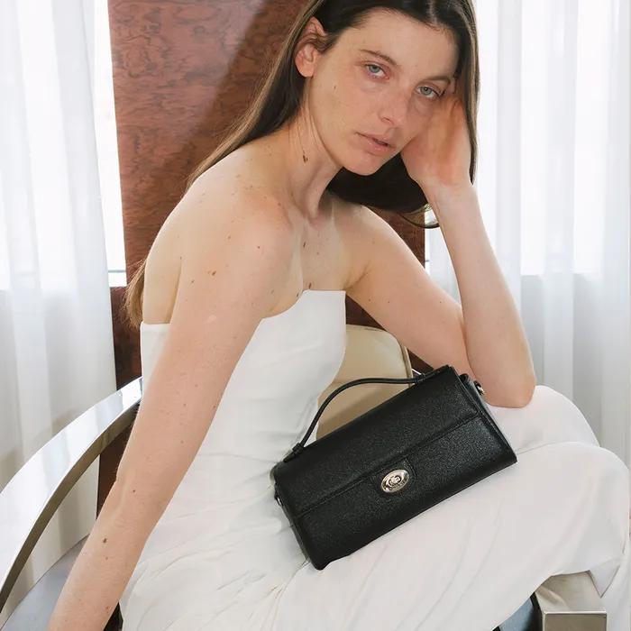 Carrie Bag (Caviar Black)