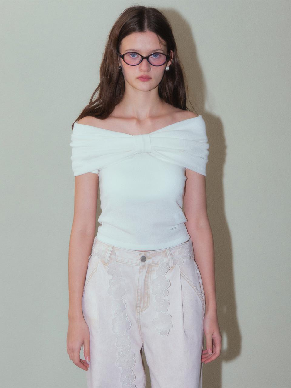 Bow Off-Shoulder T Shirt_Ivory