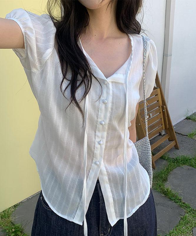 니어웨어 [여름신상🏖] 제스티 펀칭 퍼프 반팔블라우스(2color)